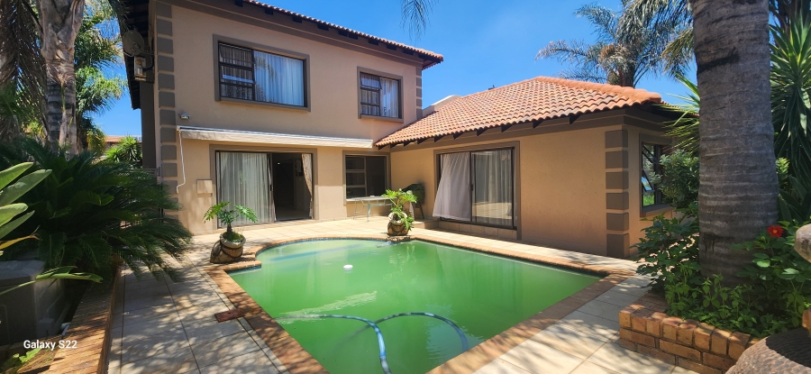 3 Bedroom Property for Sale in Sonneveld Gauteng