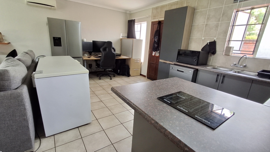 2 Bedroom Property for Sale in Montana Gauteng