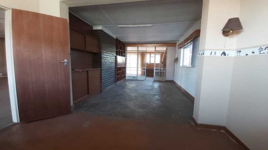 3 Bedroom Property for Sale in Selection Park Gauteng