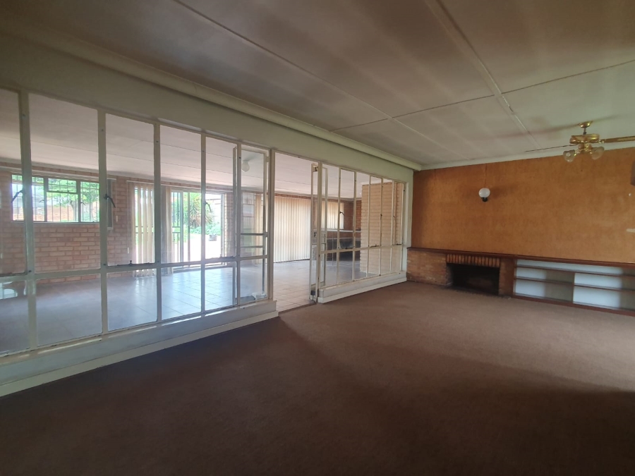 3 Bedroom Property for Sale in Selection Park Gauteng