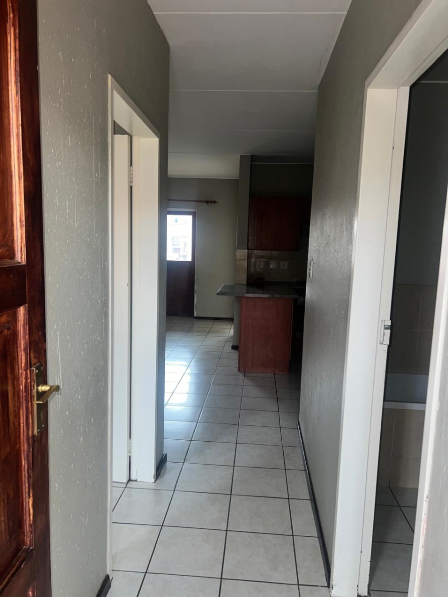 2 Bedroom Property for Sale in Comet Gauteng