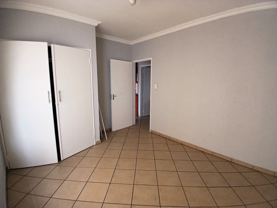 2 Bedroom Property for Sale in Aston Manor Gauteng