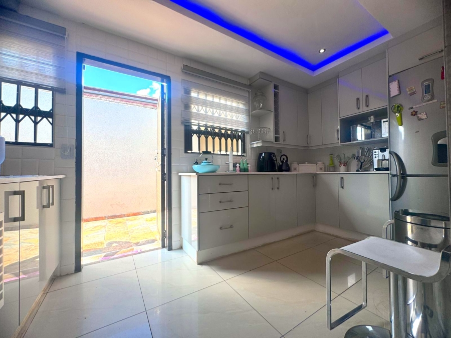 2 Bedroom Property for Sale in Spruit View Gauteng