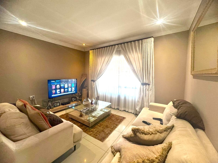 2 Bedroom Property for Sale in Spruit View Gauteng