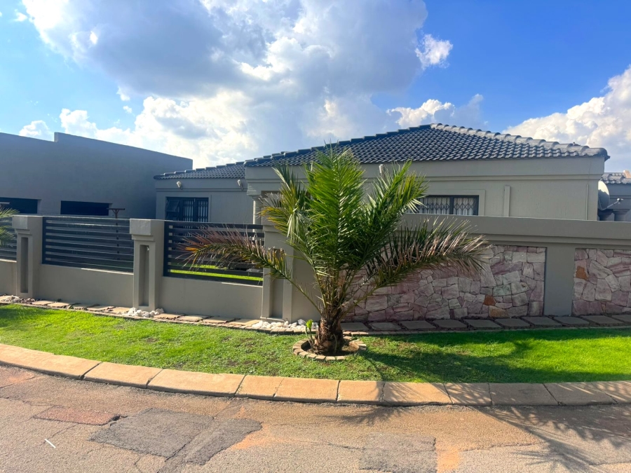 2 Bedroom Property for Sale in Spruit View Gauteng