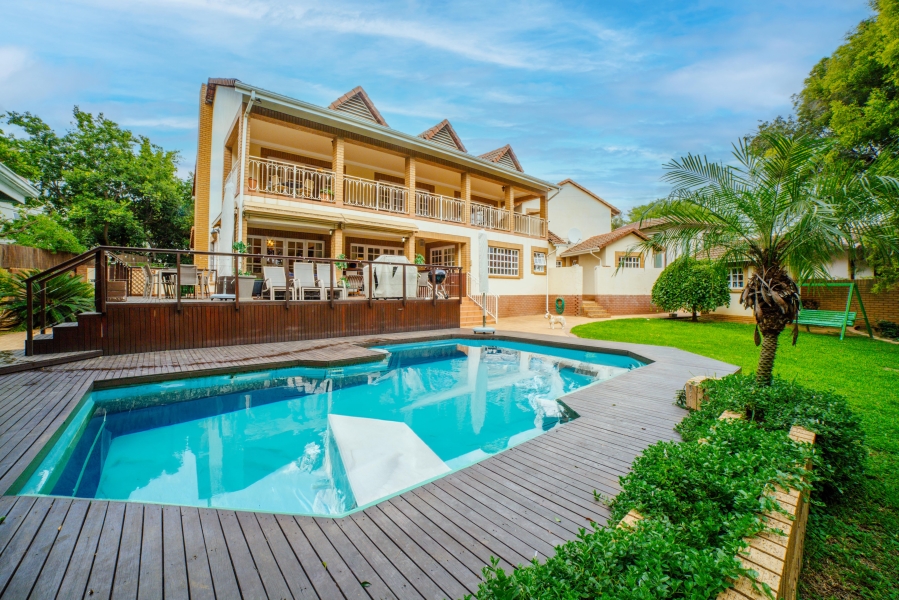 5 Bedroom Property for Sale in Fourways Gardens Gauteng