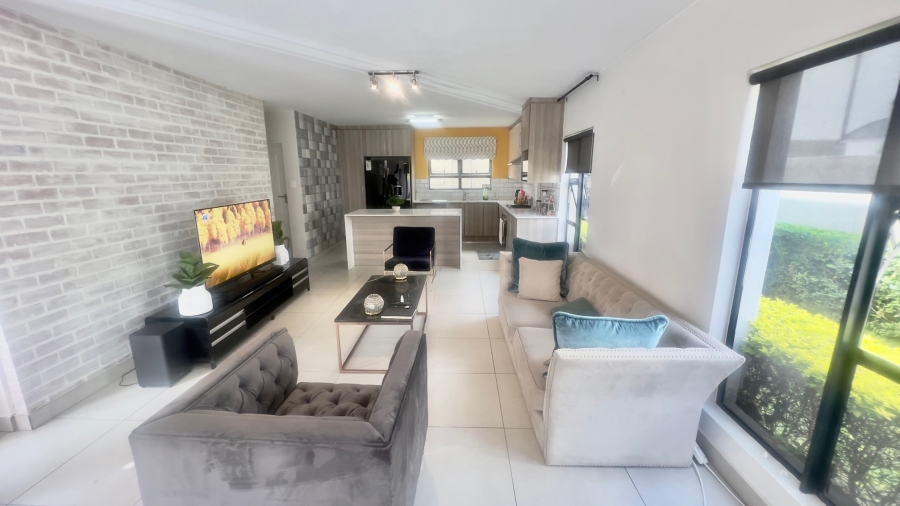 To Let 3 Bedroom Property for Rent in Broadacres Gauteng