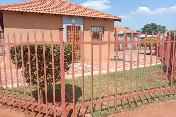 3 Bedroom Property for Sale in Theresa Park Gauteng