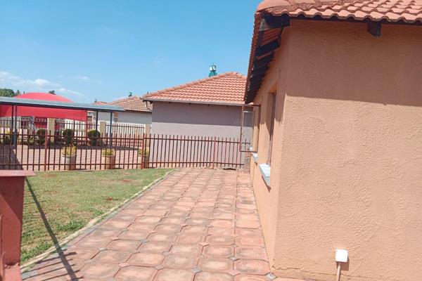 3 Bedroom Property for Sale in Theresa Park Gauteng