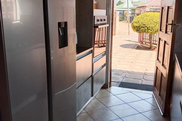 3 Bedroom Property for Sale in Theresa Park Gauteng