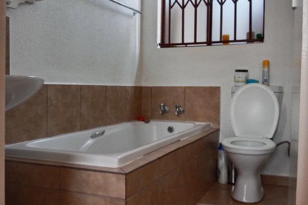 3 Bedroom Property for Sale in Theresa Park Gauteng