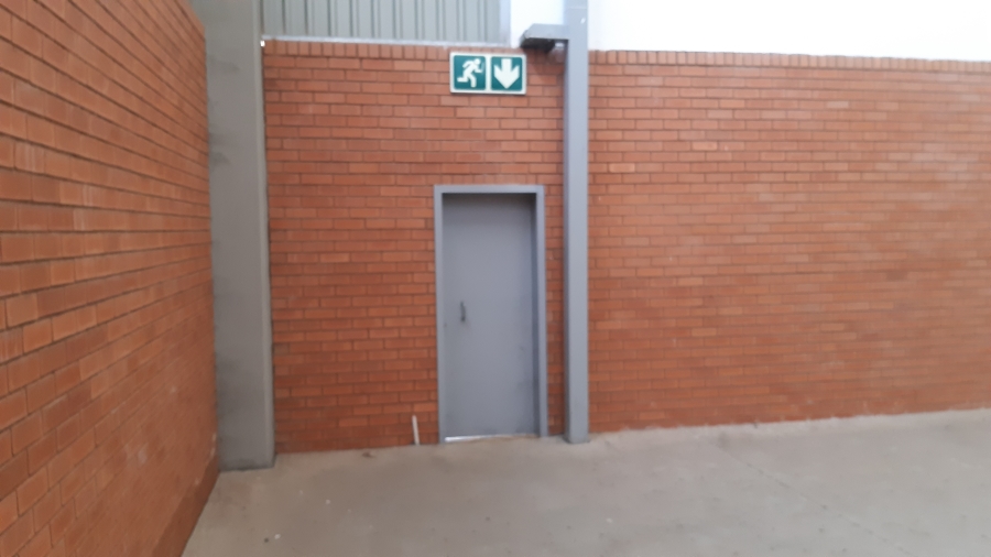 To Let commercial Property for Rent in Longlake Gauteng