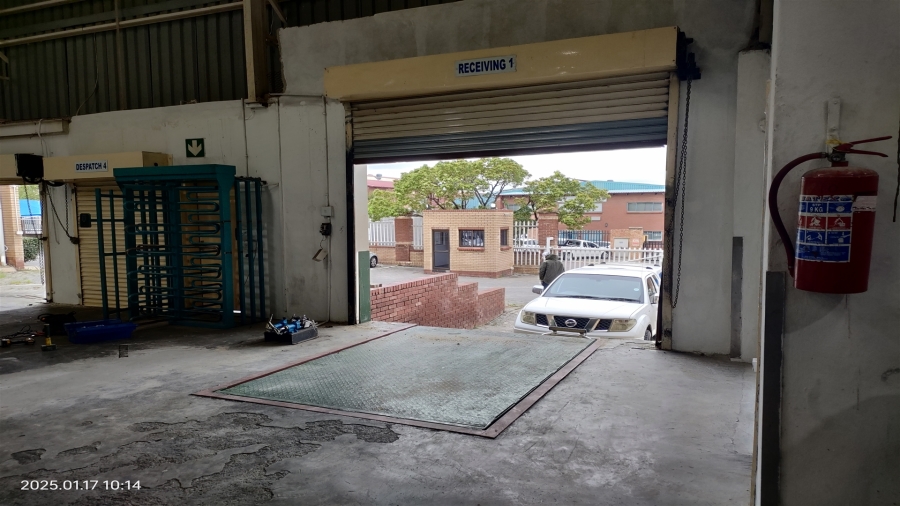 To Let commercial Property for Rent in North Riding Gauteng