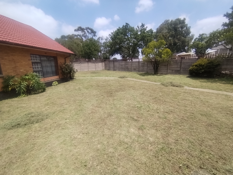 3 Bedroom Property for Sale in Elandsfontein Rail Gauteng