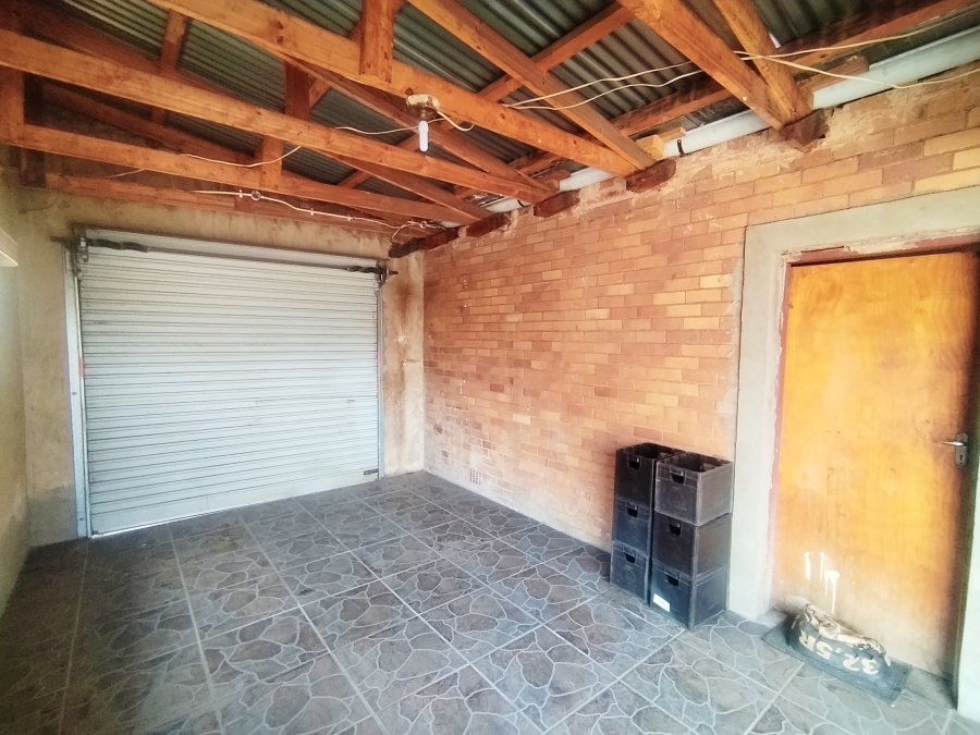 3 Bedroom Property for Sale in Elandsfontein Rail Gauteng