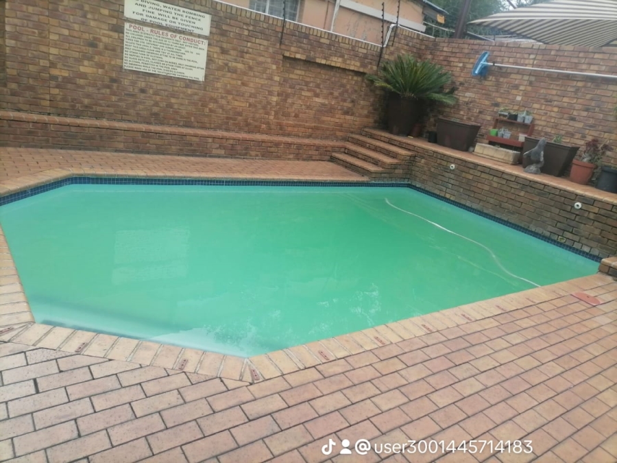 2 Bedroom Property for Sale in Norton Gauteng