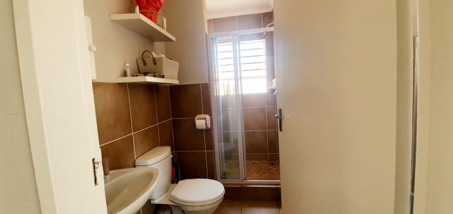 3 Bedroom Property for Sale in Wilgeheuwel Gauteng