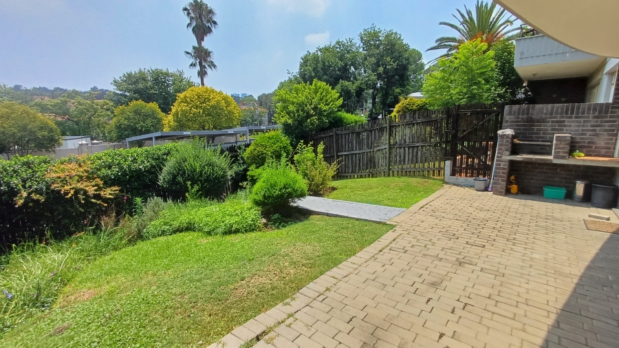 To Let 2 Bedroom Property for Rent in Craighall Gauteng