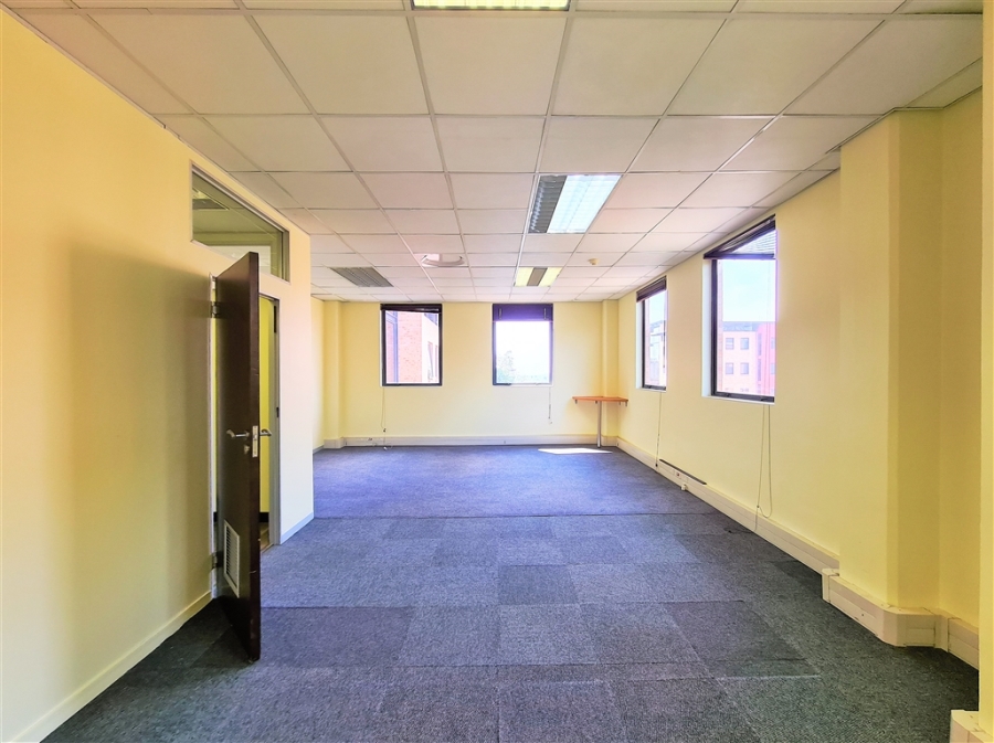 To Let commercial Property for Rent in Constantia Kloof Gauteng