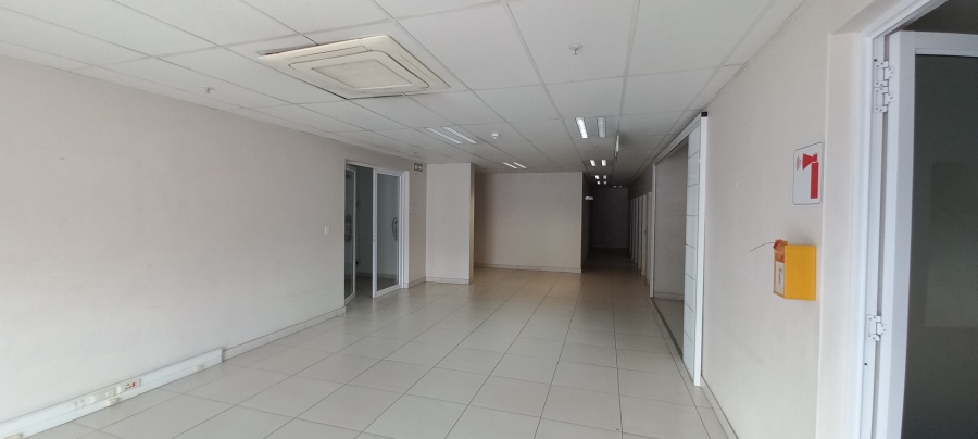 To Let commercial Property for Rent in Gosforth Park Gauteng