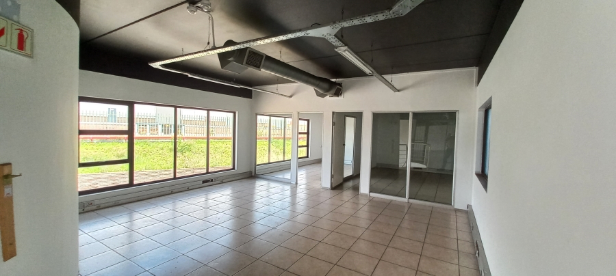 To Let commercial Property for Rent in Gosforth Park Gauteng