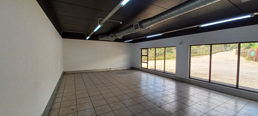 To Let commercial Property for Rent in Gosforth Park Gauteng