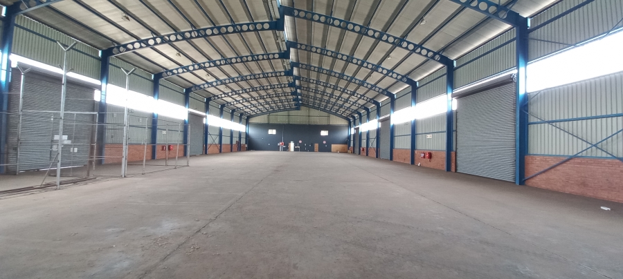 To Let commercial Property for Rent in Gosforth Park Gauteng