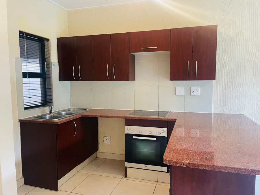 1 Bedroom Property for Sale in Jackal Creek Golf Estate Gauteng