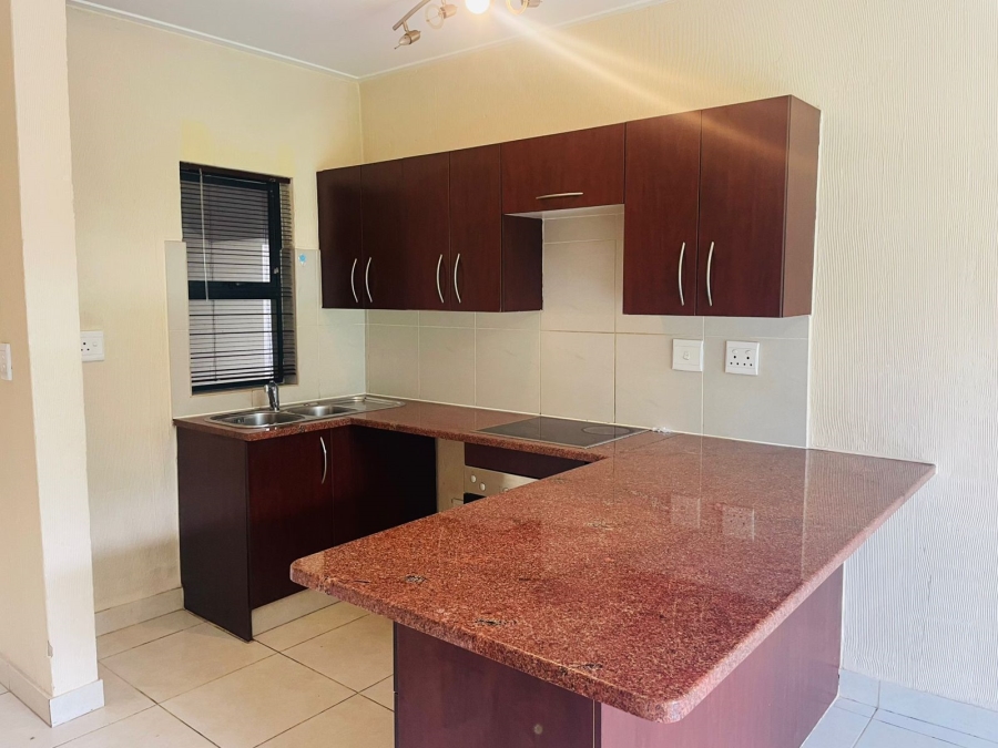 1 Bedroom Property for Sale in Jackal Creek Golf Estate Gauteng