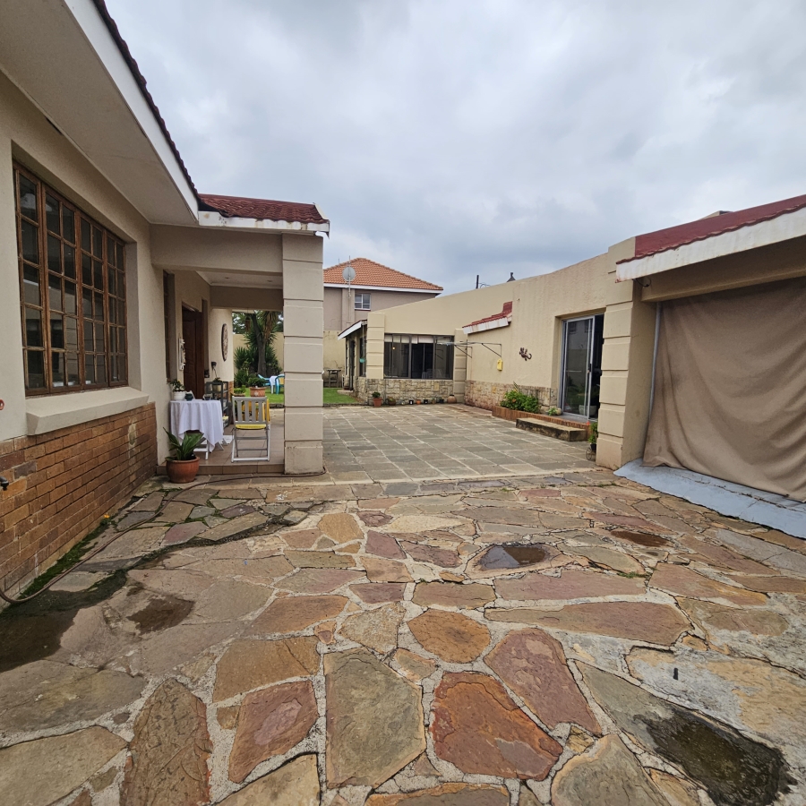 4 Bedroom Property for Sale in Edendale Gauteng