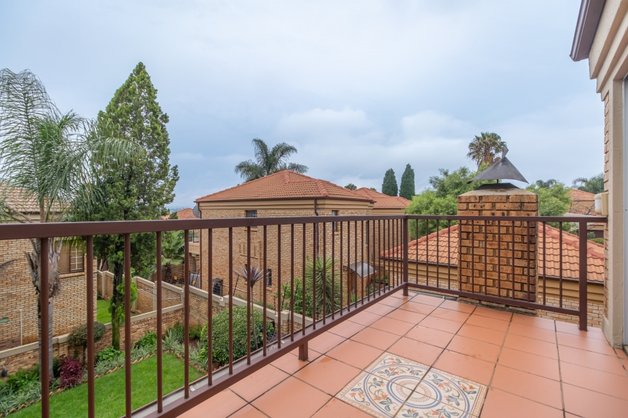 3 Bedroom Property for Sale in Amorosa Gauteng