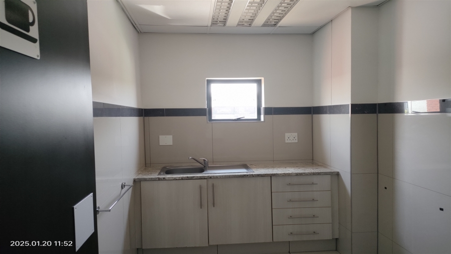 To Let commercial Property for Rent in North Riding Gauteng