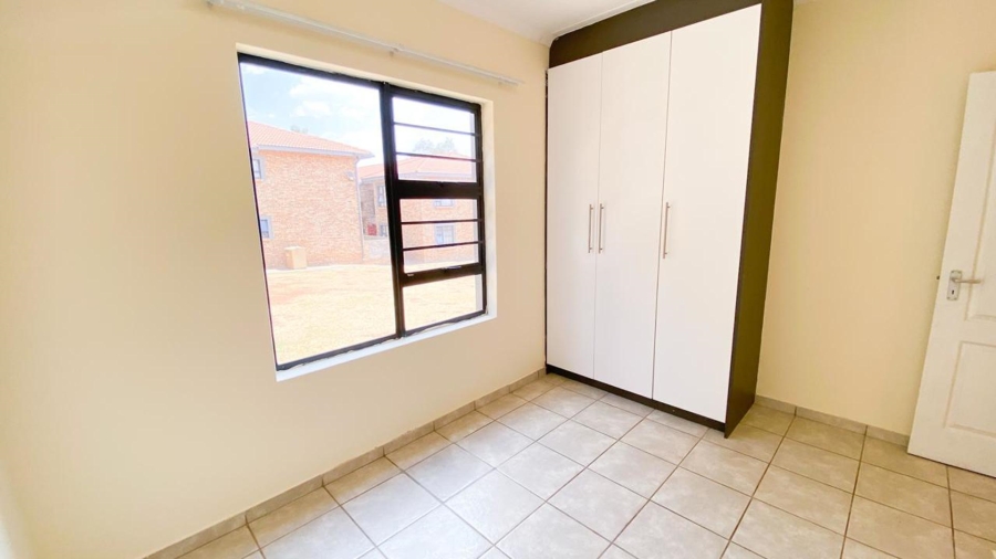 3 Bedroom Property for Sale in Cloverdene Gauteng