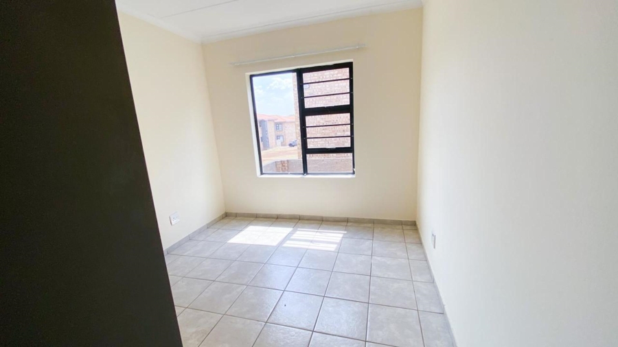 3 Bedroom Property for Sale in Cloverdene Gauteng