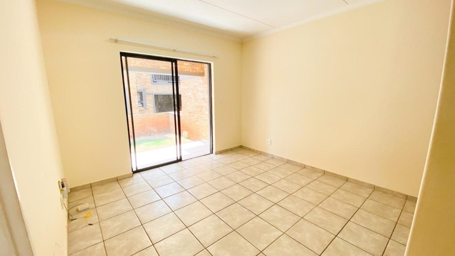 3 Bedroom Property for Sale in Cloverdene Gauteng