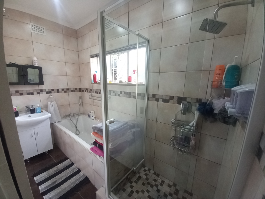 To Let 3 Bedroom Property for Rent in Northmead Gauteng