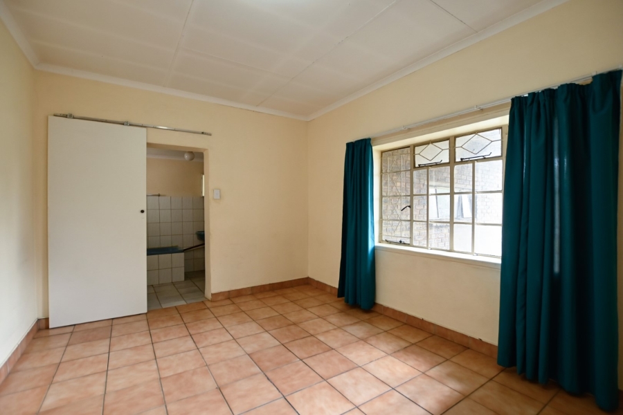 8 Bedroom Property for Sale in Moregloed Gauteng