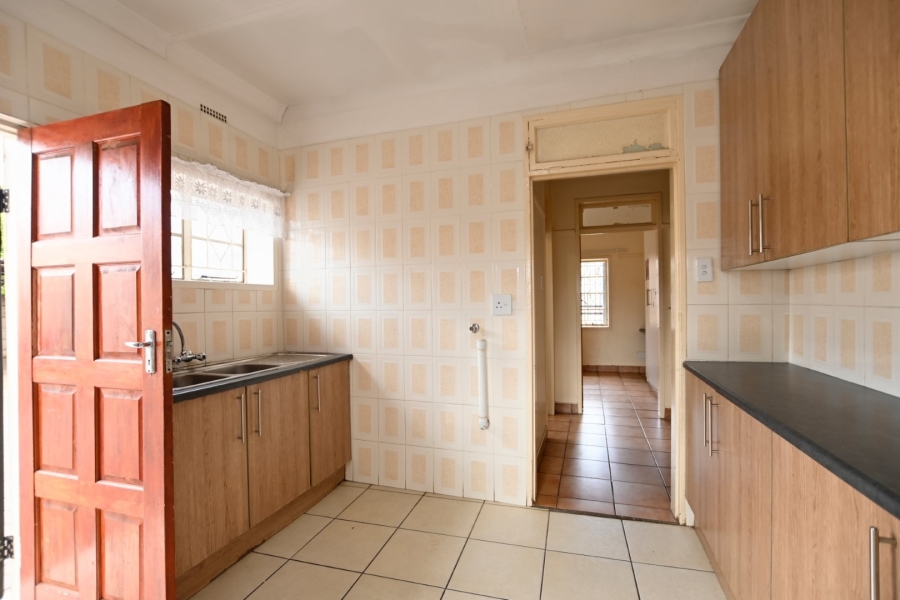 8 Bedroom Property for Sale in Moregloed Gauteng