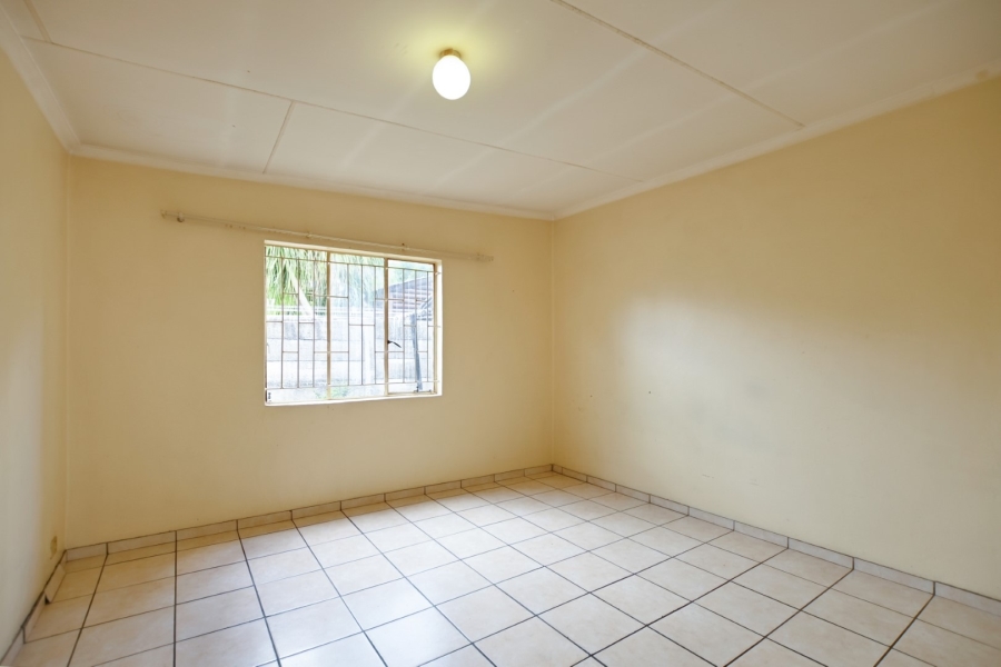 8 Bedroom Property for Sale in Moregloed Gauteng