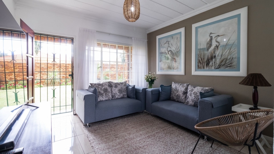 3 Bedroom Property for Sale in Farrarmere Gauteng