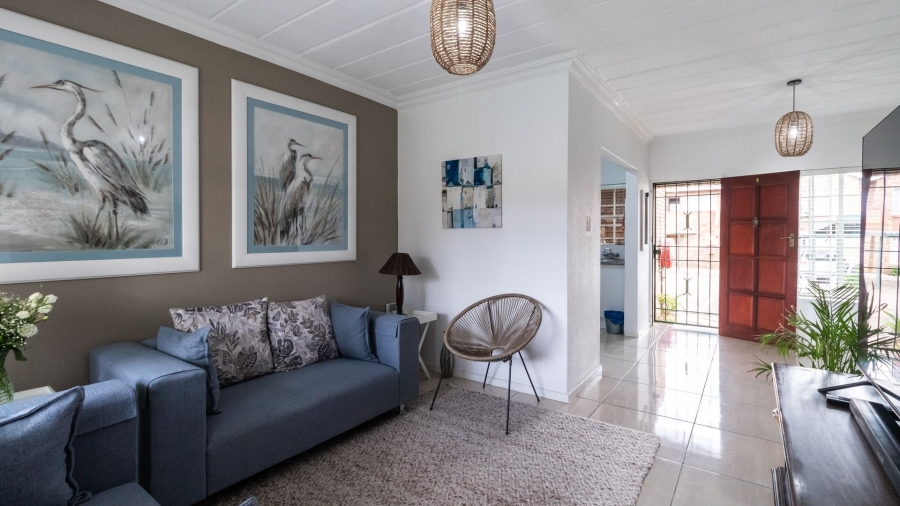 3 Bedroom Property for Sale in Farrarmere Gauteng