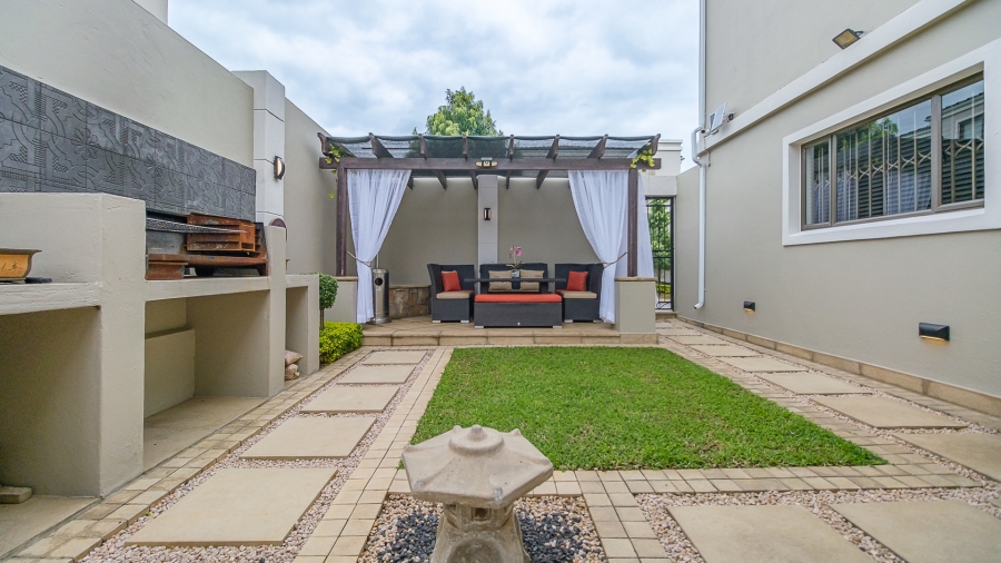 3 Bedroom Property for Sale in Fourways Gauteng