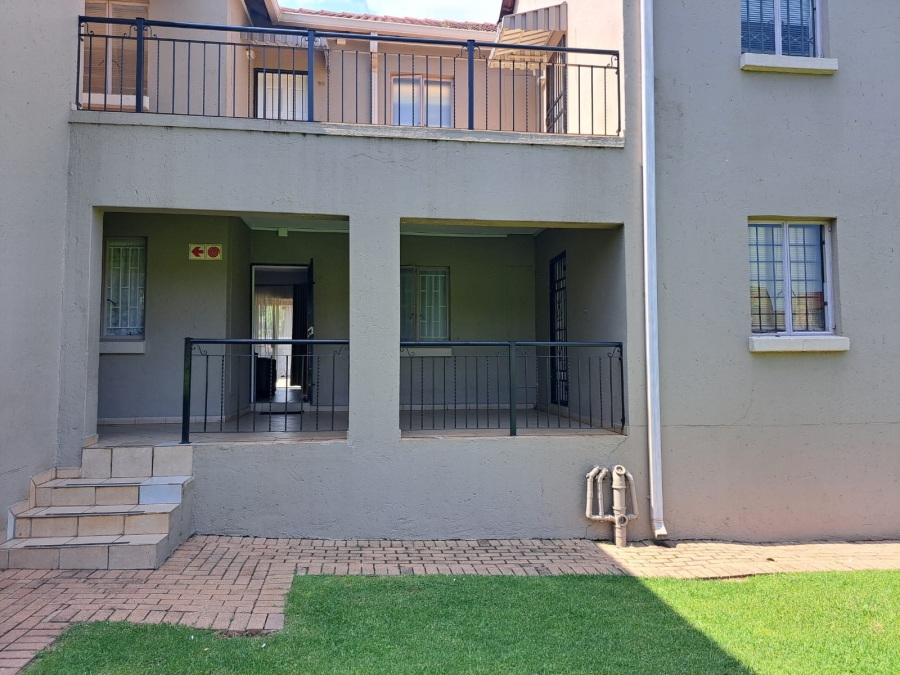 1 Bedroom Property for Sale in Willowbrook Gauteng