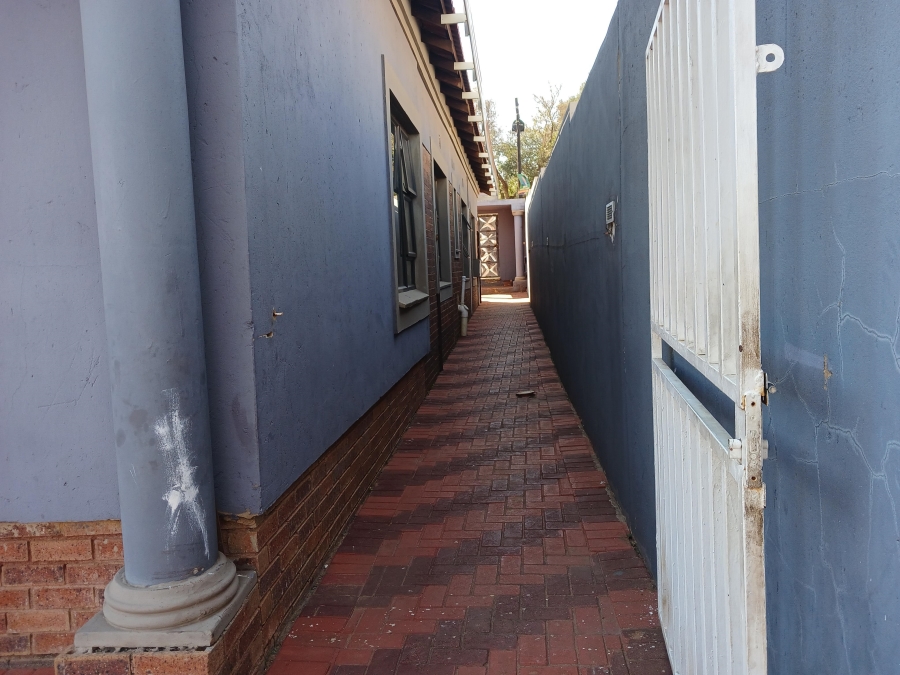 3 Bedroom Property for Sale in Roodepoort North Gauteng