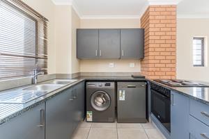 2 Bedroom Property for Sale in Waterfall Ridge Gauteng