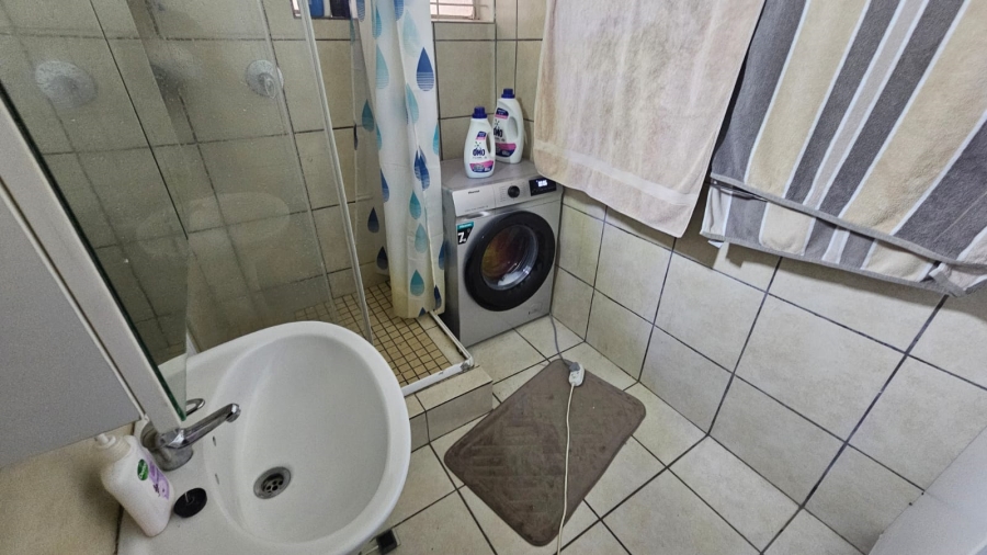 2 Bedroom Property for Sale in Villieria Gauteng