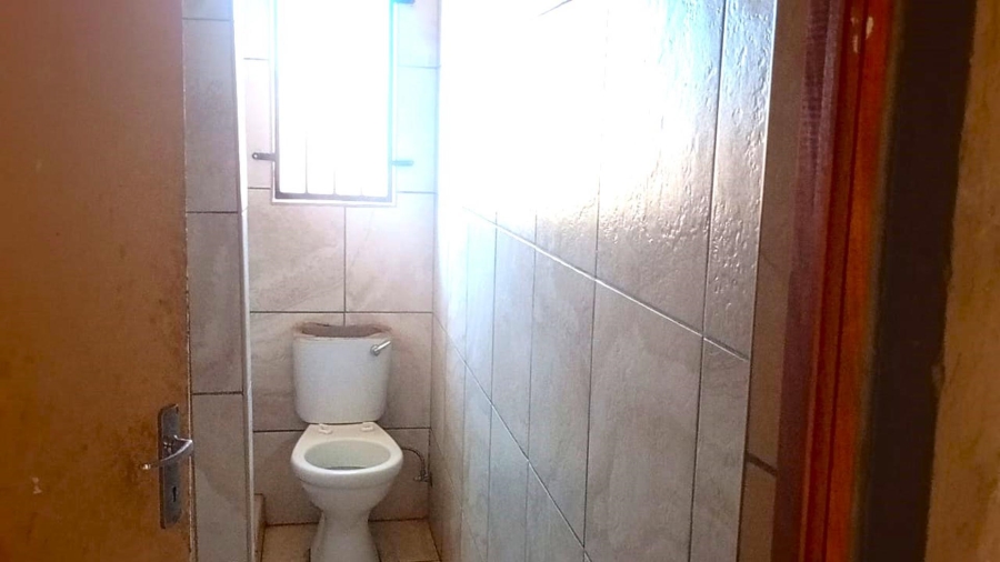 2 Bedroom Property for Sale in Daveyton Gauteng