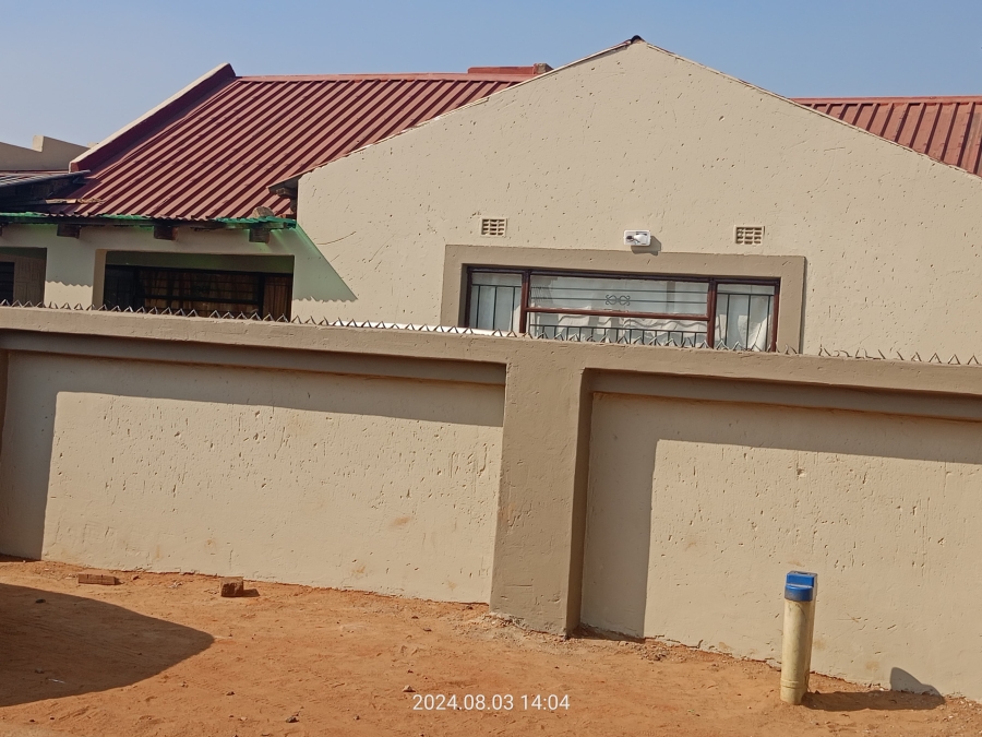 2 Bedroom Property for Sale in Daveyton Gauteng