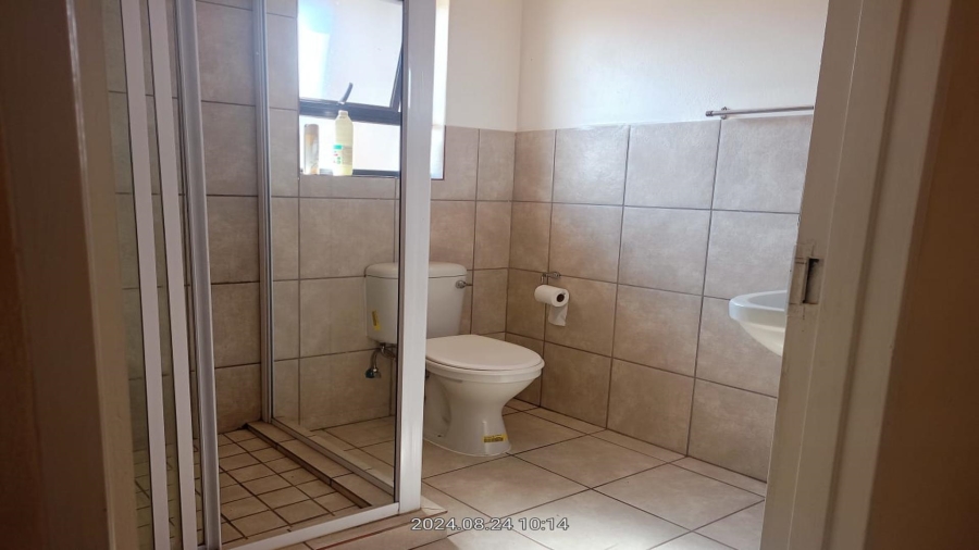 2 Bedroom Property for Sale in Cloverdene Gauteng