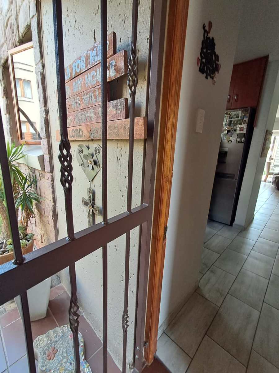 2 Bedroom Property for Sale in Meyersdal Gauteng